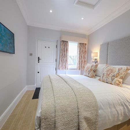 Гостевой дом Mulberry House Ongar Экстерьер фото