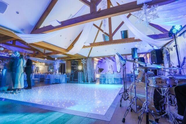 Гостевой дом Mulberry House Ongar Экстерьер фото