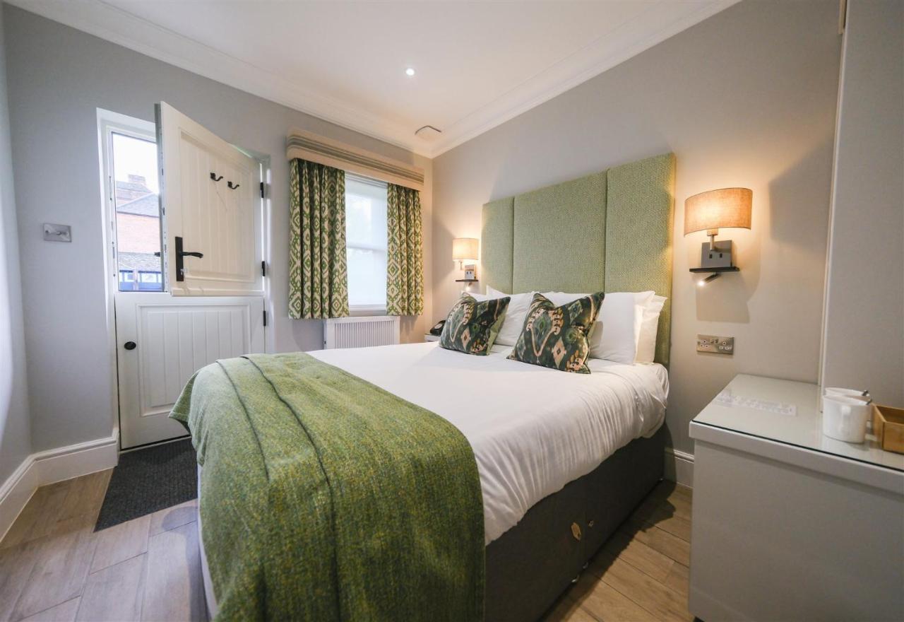 Гостевой дом Mulberry House Ongar Экстерьер фото