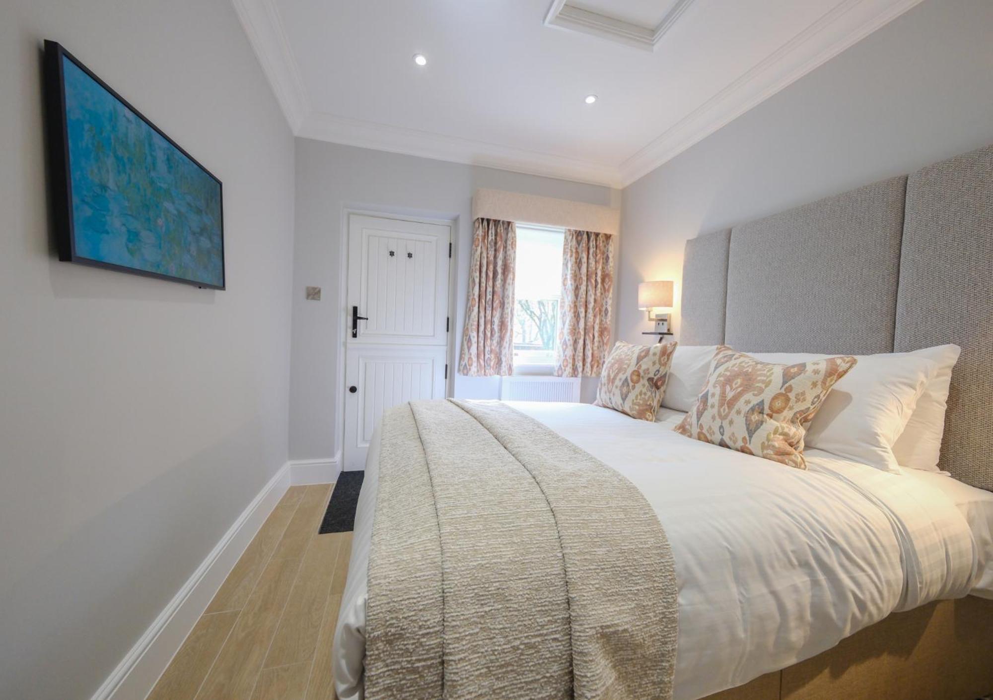 Гостевой дом Mulberry House Ongar Экстерьер фото
