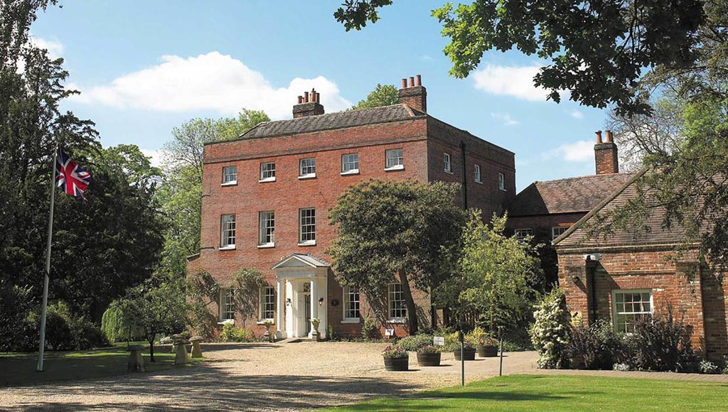 Гостевой дом Mulberry House Ongar Экстерьер фото